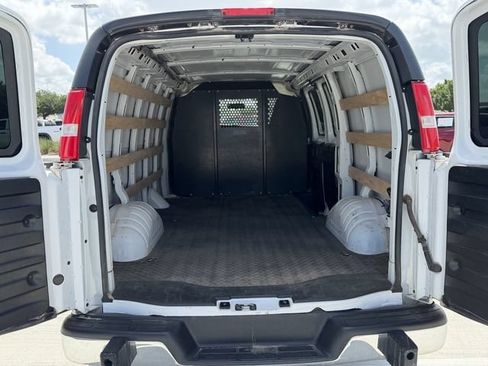 Used 2025 Chevrolet Express 2500 w/ Driver Convenience Package RWD image 21