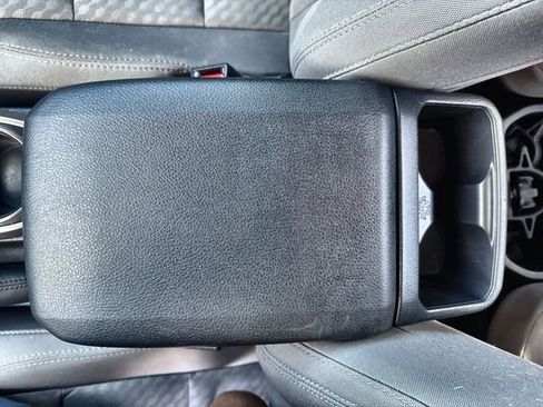 Used 2023 Toyota Tacoma SR5 w/ Technology Package image 29