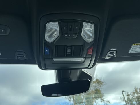 New 2026 RAM 1500 4x4 Crew Cab image 49