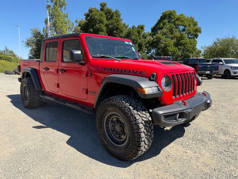 Used 2021 Jeep Gladiator Mojave w/ Trailer Tow Package AWD/4WD image 7