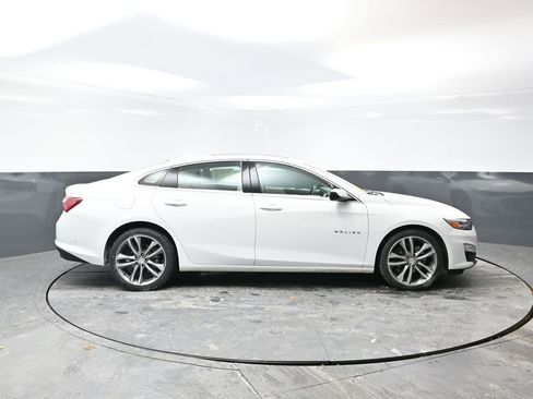 Used 2023 Chevrolet Malibu LT w/ Driver Confidence Package image 4