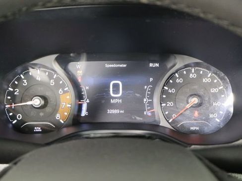 Used 2024 Jeep Compass Latitude AWD/4WD image 11