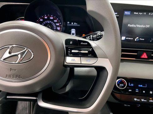 Used 2023 Hyundai Elantra SEL w/ Cargo Package image 23