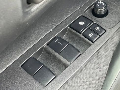 Used 2023 Toyota Corolla LE image 14