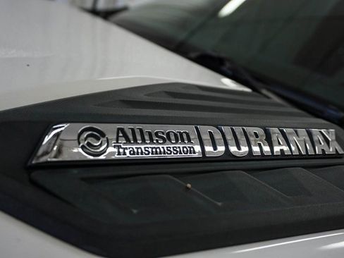 Used 2024 Chevrolet Silverado 2500 High Country w/ High Country Premium Package image 5