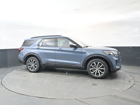 New 2026 Ford Explorer ST-Line image 7