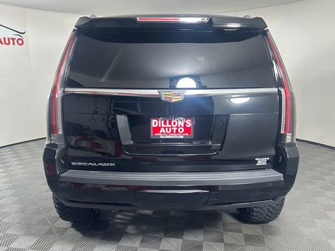 Used 2020 Cadillac Escalade Luxury AWD/4WD image 5