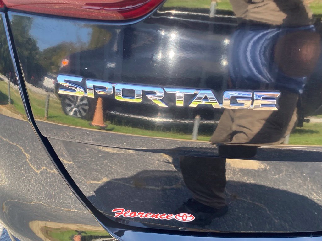 Used 2020 Kia Sportage SX FWD image 13