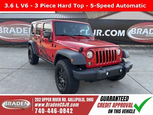 Used 2018 Jeep Wrangler Unlimited Rubicon w/ Connectivity Group image 1