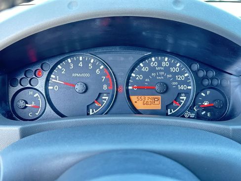 Used 2011 Nissan Frontier SV w/ SV Premium Utility Pkg RWD image 21