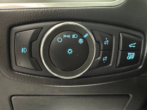 Used 2023 Ford Edge Titanium AWD/4WD image 17