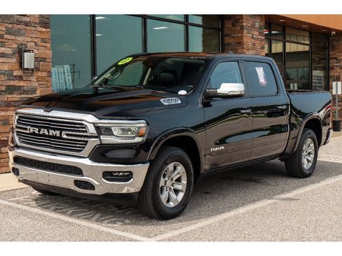 Used 2022 RAM 1500 Laramie AWD/4WD image 7