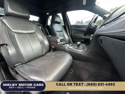 Used 2014 Chrysler 300 C AWD/4WD image 15