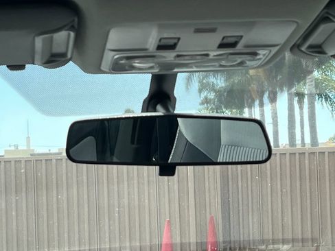 Used 2015 Toyota RAV4 XLE FWD image 38
