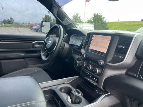 Used 2023 RAM 1500 Big Horn AWD/4WD image 2