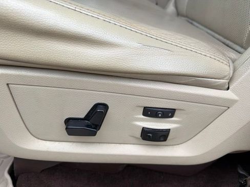 Used 2014 RAM 1500 Laramie w/ Convenience Group RWD image 18