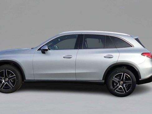 New 2026 Mercedes-Benz GLC 300 GLC 300 image 8