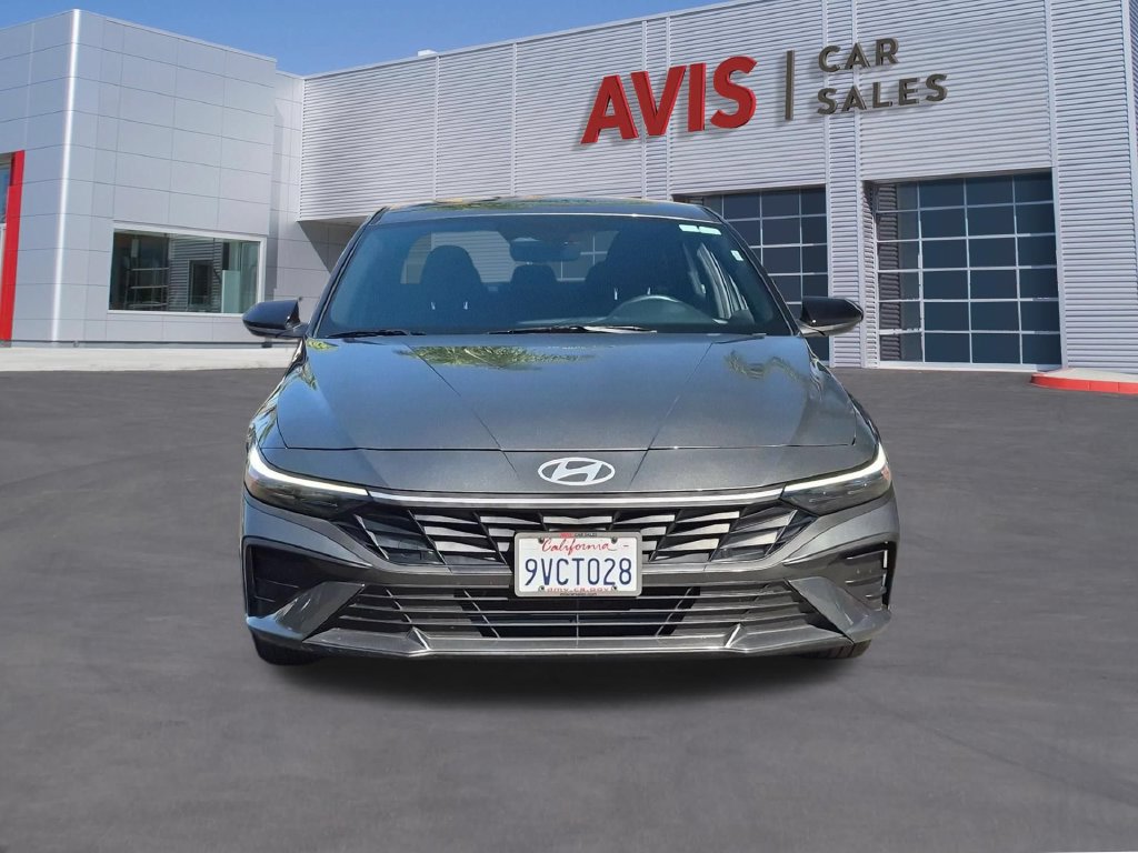 Used 2026 Hyundai Elantra Sport FWD image 2