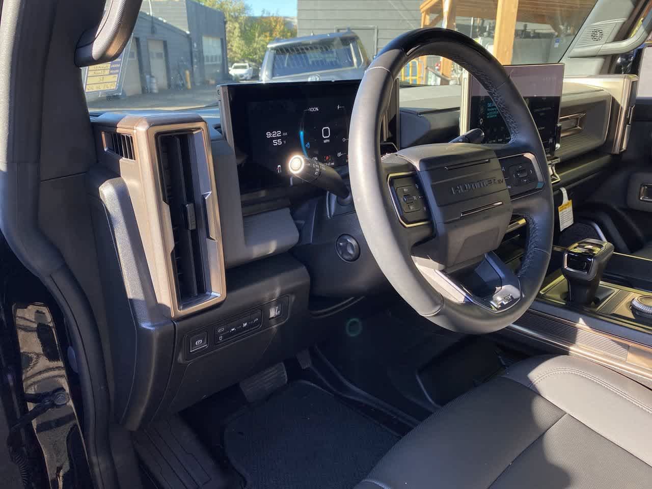 Used 2025 GMC Hummer EV 3X w/ LPO, Illumination Package AWD/4WD image 2