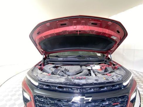 Used 2024 Chevrolet Traverse RS image 8