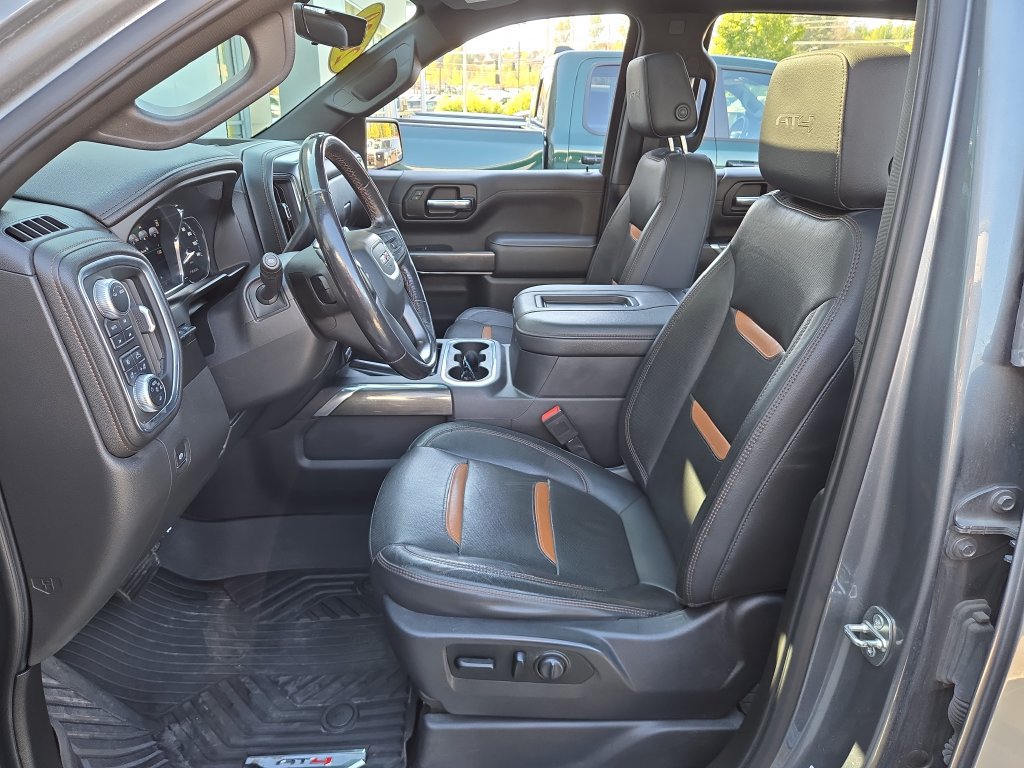 Used 2020 GMC Sierra 1500 AT4 w/ AT4 Premium Package AWD/4WD image 14