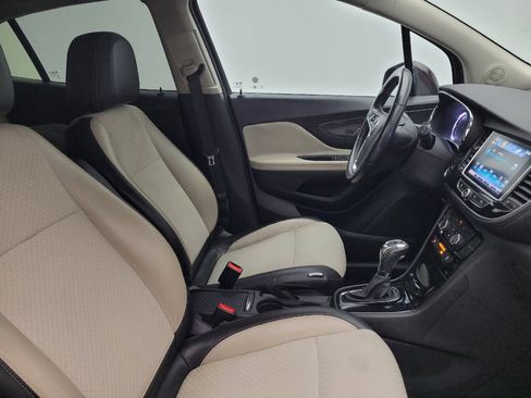 Used 2018 Buick Encore Preferred image 21