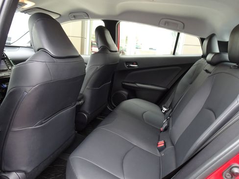 Used 2020 Toyota Prius AWD image 14