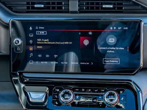 Used 2026 GMC Sierra 1500 AT4 w/ Technology Package image 25