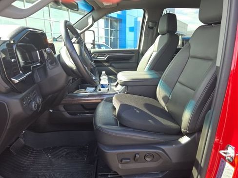 Used 2024 Chevrolet Silverado 3500 LTZ AWD/4WD image 9