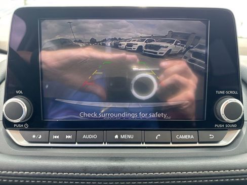Used 2023 Nissan Rogue SV w/ SV Premium B Package FWD image 33