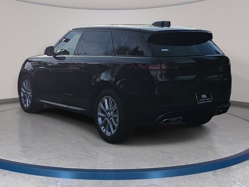 Certified 2025 Land Rover Range Rover Sport SE AWD/4WD image 8