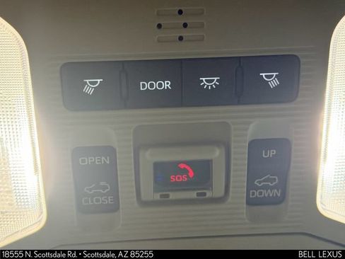 Used 2023 Toyota RAV4 Limited FWD image 31