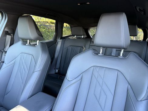 Used 2025 BMW X3 xDrive30i image 21