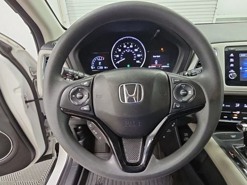 Used 2019 Honda HR-V EX image 24
