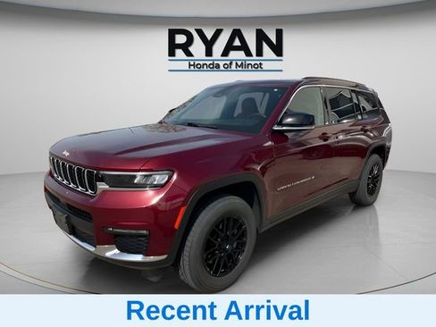 Used 2024 Jeep Grand Cherokee L Limited w/ Trailer Tow Package AWD/4WD image 8
