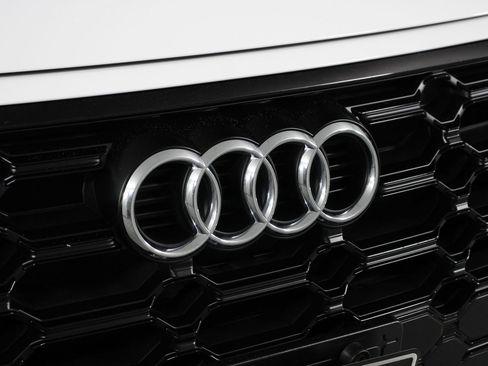 Used 2025 Audi Q5 2.0T Premium AWD/4WD image 27