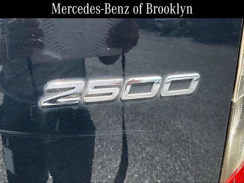 Used 2023 Mercedes-Benz Sprinter 2500 image 9