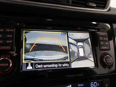 Used 2015 Nissan Rogue SL w/ SL Premium Package AWD/4WD image 29