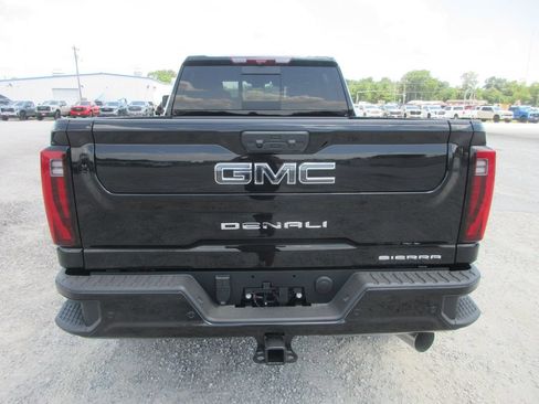 New 2026 GMC Sierra 3500 Denali Ultimate AWD/4WD image 6