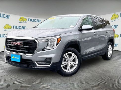 Used 2024 GMC Terrain SLE AWD/4WD image 3