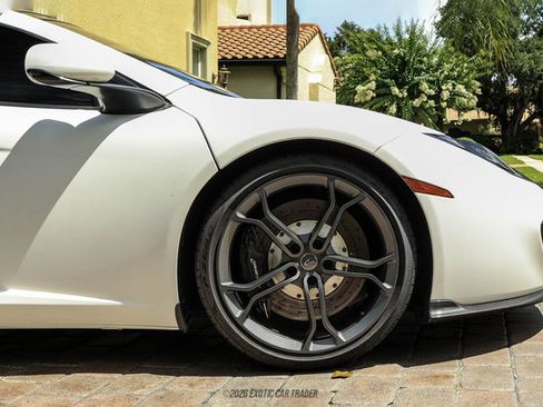 Used 2014 McLaren MP4-12C Spider RWD image 61