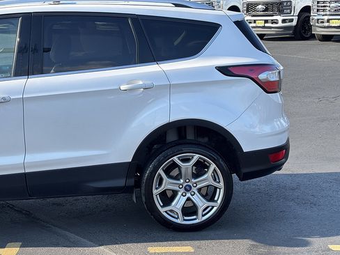 Used 2017 Ford Escape Titanium w/ Canadian Touring Package AWD/4WD image 11