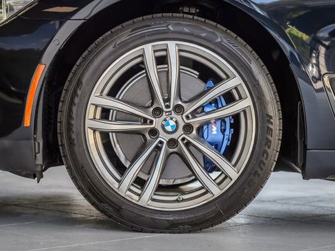 Used 2017 BMW 740i xDrive AWD/4WD image 13