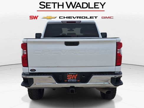Used 2023 Chevrolet Silverado 2500 LT AWD/4WD image 6