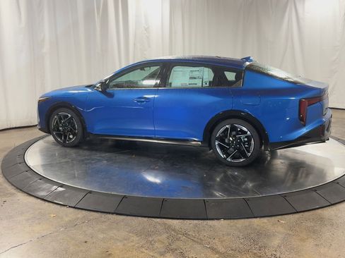 New 2025 Kia K4 GT-Line image 6