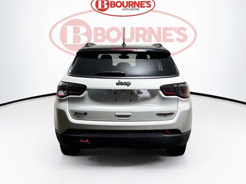 Used 2020 Jeep Compass Trailhawk w/ Cold Weather Group AWD/4WD image 8