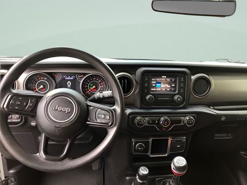 Used 2020 Jeep Wrangler Sport AWD/4WD image 15
