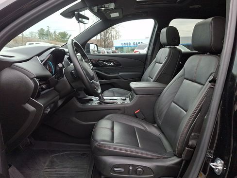 Certified 2023 Chevrolet Traverse RS w/ LPO, Floor Liner Package image 14
