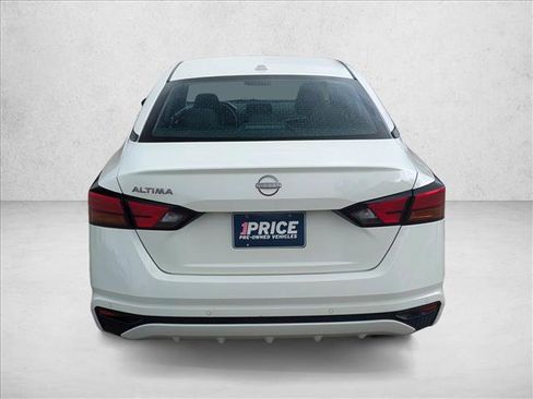 Used 2025 Nissan Altima 2.5 SV image 6