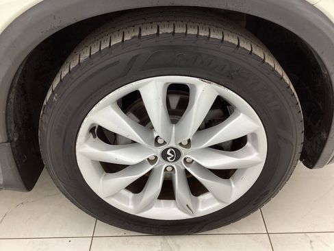 Used 2019 INFINITI QX50 Essential w/ Premium Audio Package image 49